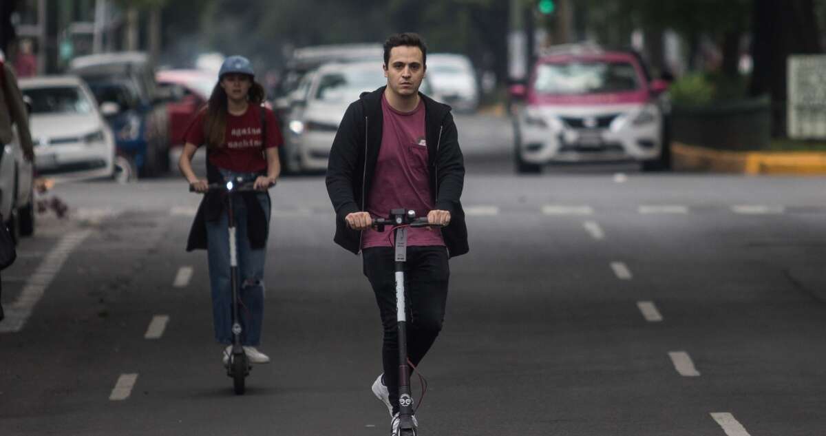 ¿Tienes scooter o bici eléctrica? Estas son las nuevas reglas para circular en CdMx