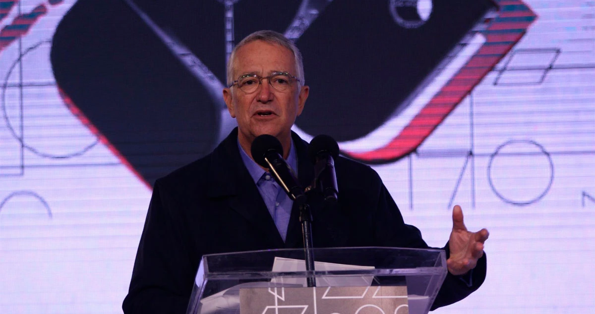 Sheinbaum confirma fallo contra Salinas Pliego y dice que vienen otros en México