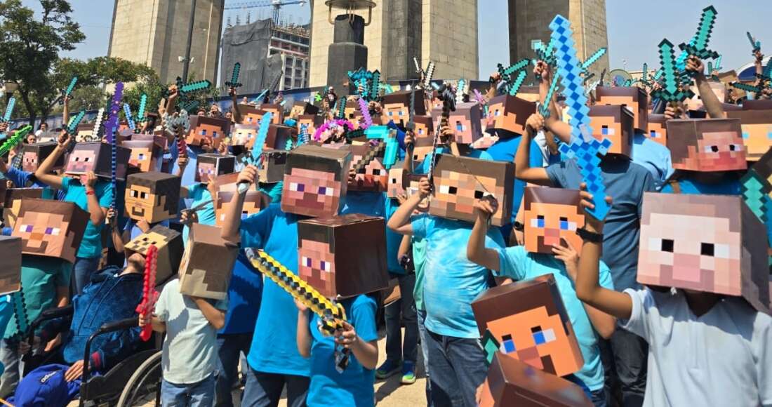 La comunidad de Minecraft y Xbox México establecen nuevo récord Guinness en la CdMx