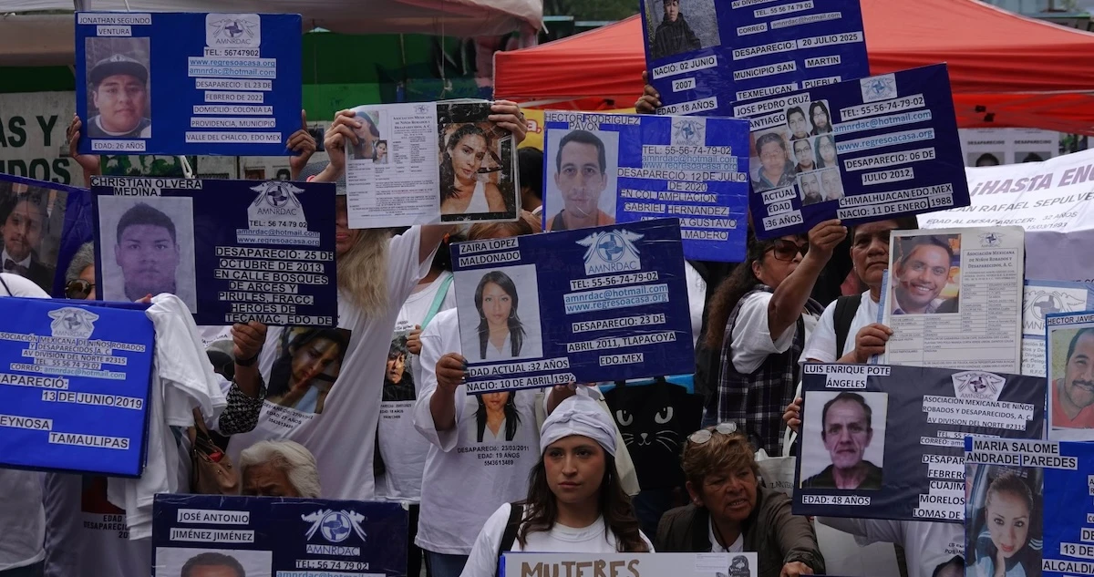Colectivos marchan en México en el Día Internacional de las Víctimas de Desaparición