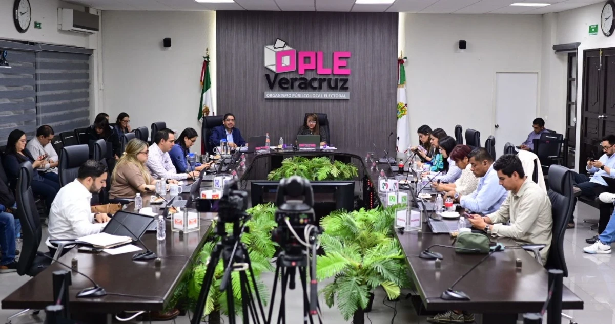 El OPLE capta cómputos de votos tras quemas de urnas en cinco municipios de Veracruz