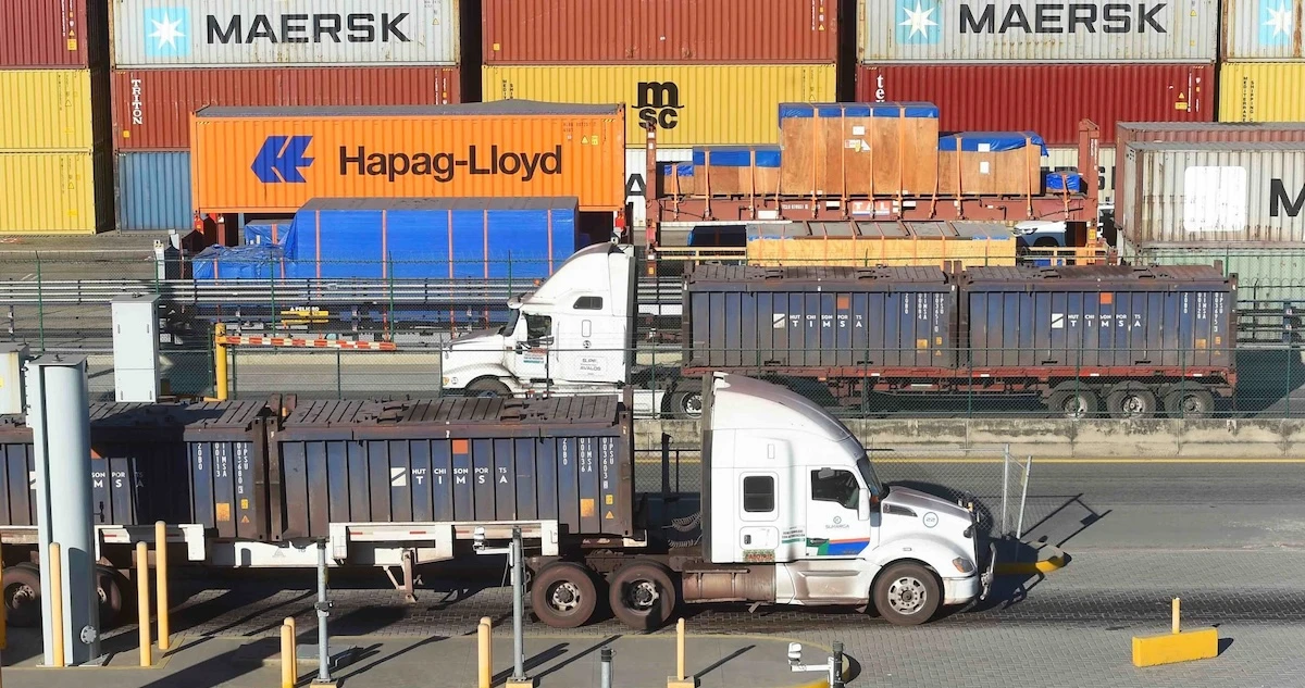 México tuvo superávit comercial de 1,433 mdd en primer semestre de 2025, prevé Inegi