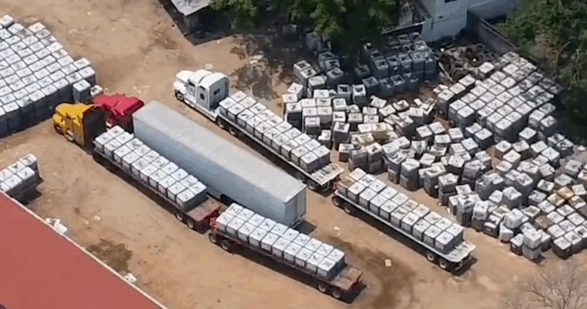 México refuerza combate al huachicol y propina grandes golpes ante amenaza del narco