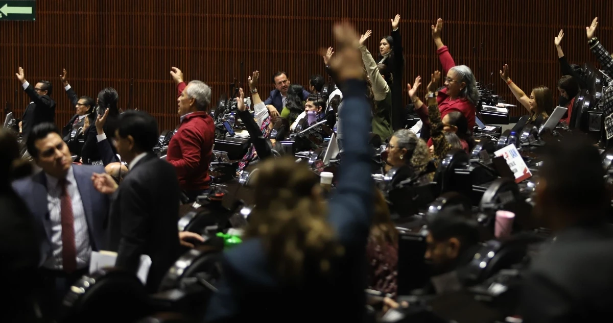 La Cámara de Diputados aprueba Presupuesto 2026; Sheinbaum descarta recortes en Salud