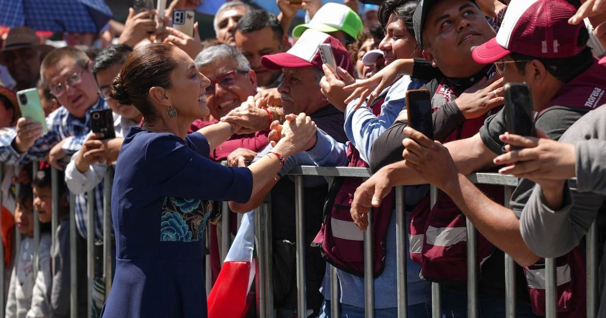 DATOS ¬ Sheinbaum logra aprobación histórica, lidiando vendavales internos y externos