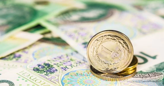 Kursy walut: Kolejne restrykcje mogą osłabić złotego