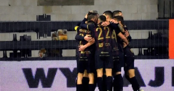 Pogoń Szczecin - Jagiellonia Białystok 3-0 w 6. kolejce PKO Ekstraklasy