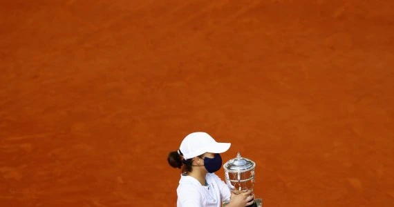 Roland Garros. Zagraniczne media zachwycone grą Igi Świątek