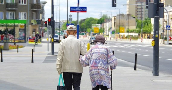 Prezes ZUS: W Polsce przybywa stulatków