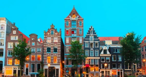 Amsterdam testuje autonomiczne łodzie