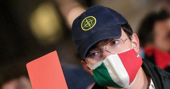 Koronawirus we Włoszech. Bunt czterech regionów