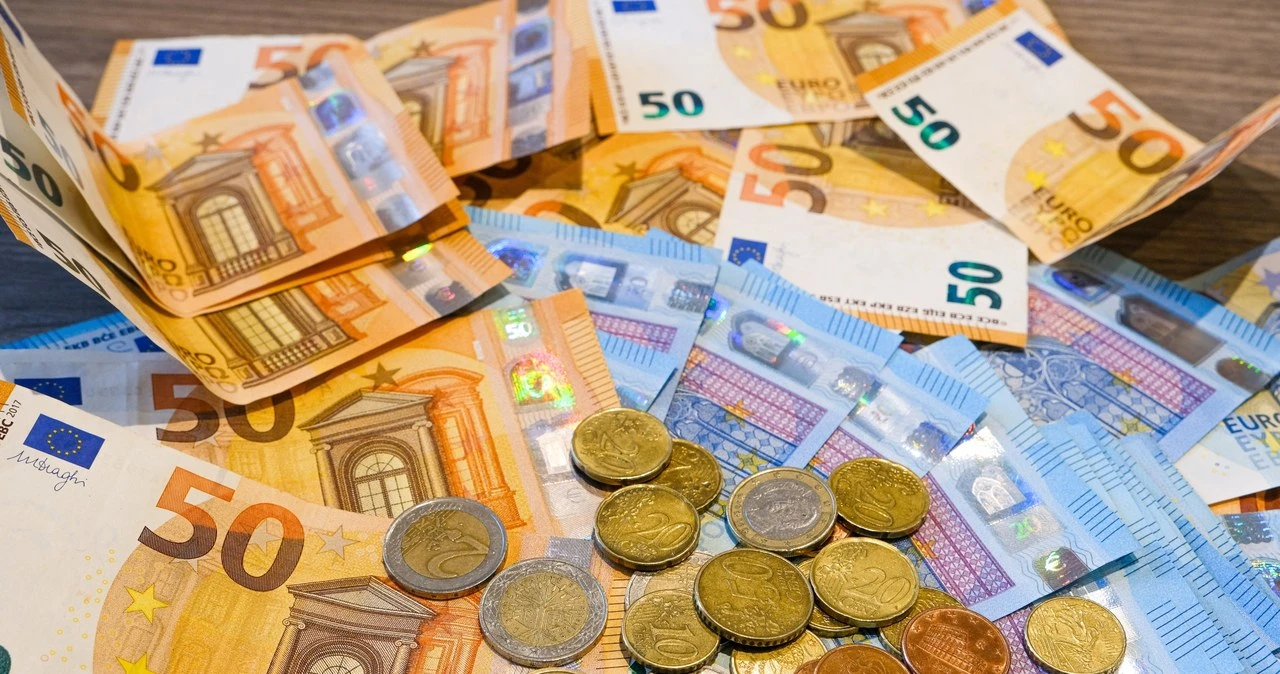 Euro nie było tak tanie od lat. Złoty kontynuuje świetną passę