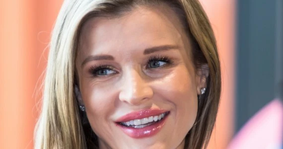 Joanna Krupa kusi w body i zdradza, jak mieszka