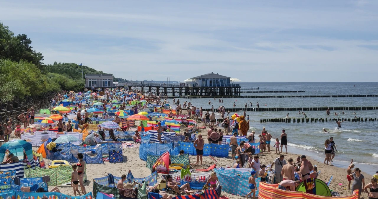 Rozkładasz parawan na plaży? Uważaj, w tej sytuacji zapłacisz karę