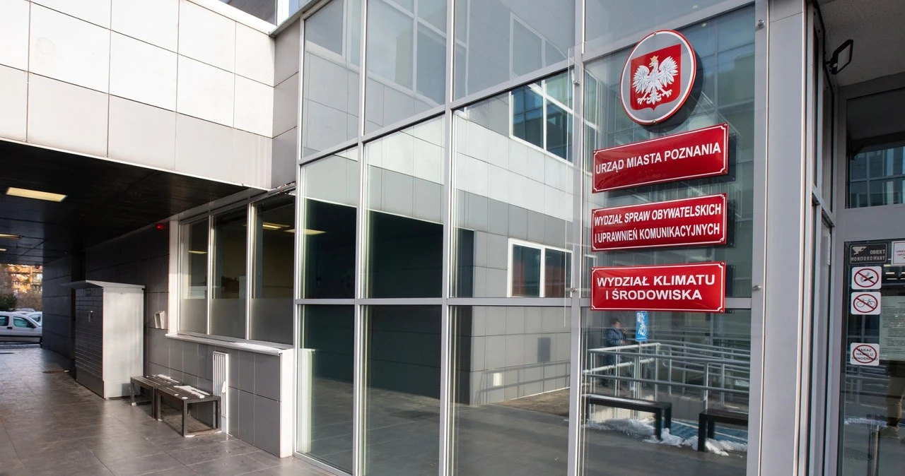 Żądają 450 zł podwyżki dla pracowników urzędu miasta. 