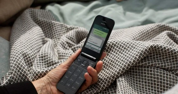 Nokia zapowiada 2720 V Flip - telefon z klapką
