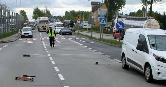 Chłopiec z hulajnogą potrącony na przejściu