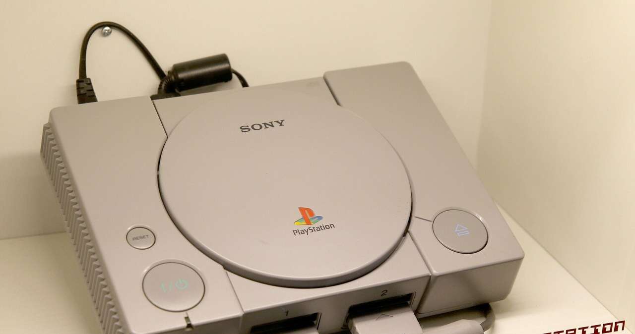 Podróbka PocketStation, czyli niezwykle droga karta pamięci do PlayStation 1