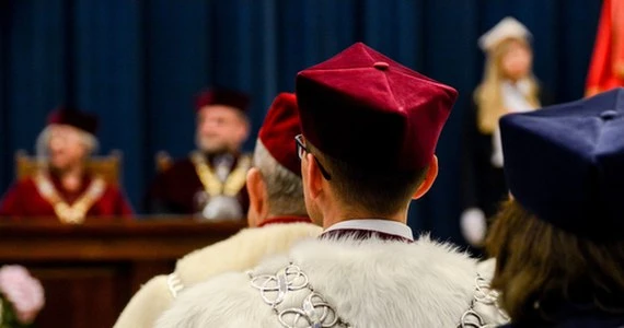 Będą zmiany w sztandarowym projekcie Gowina. Wiceminister nauki o szczegółach