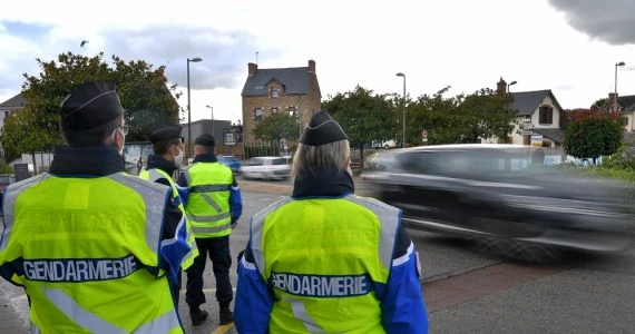 Francja: Zderzenie dwóch małych samolotów. Pięć osób nie żyje