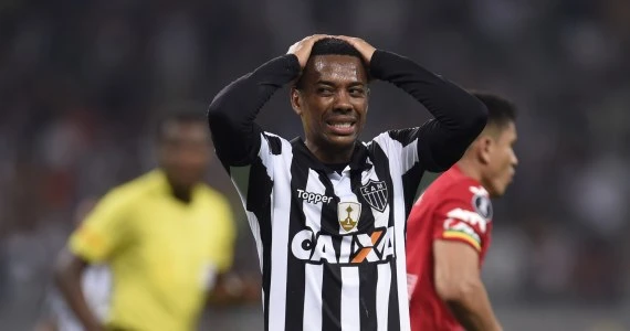 Brazylijski piłkarz Robinho będzie grał w Santosie za symboliczną pensję