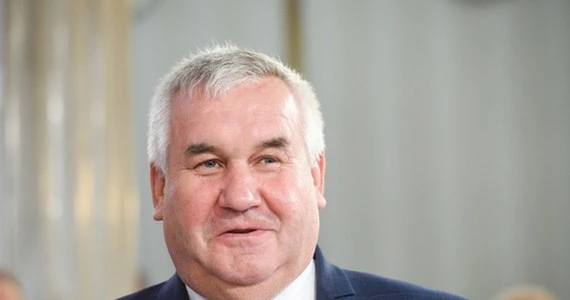 Wiceszef komisji nie wyciszył mikrofonu. Padło przekleństwo
