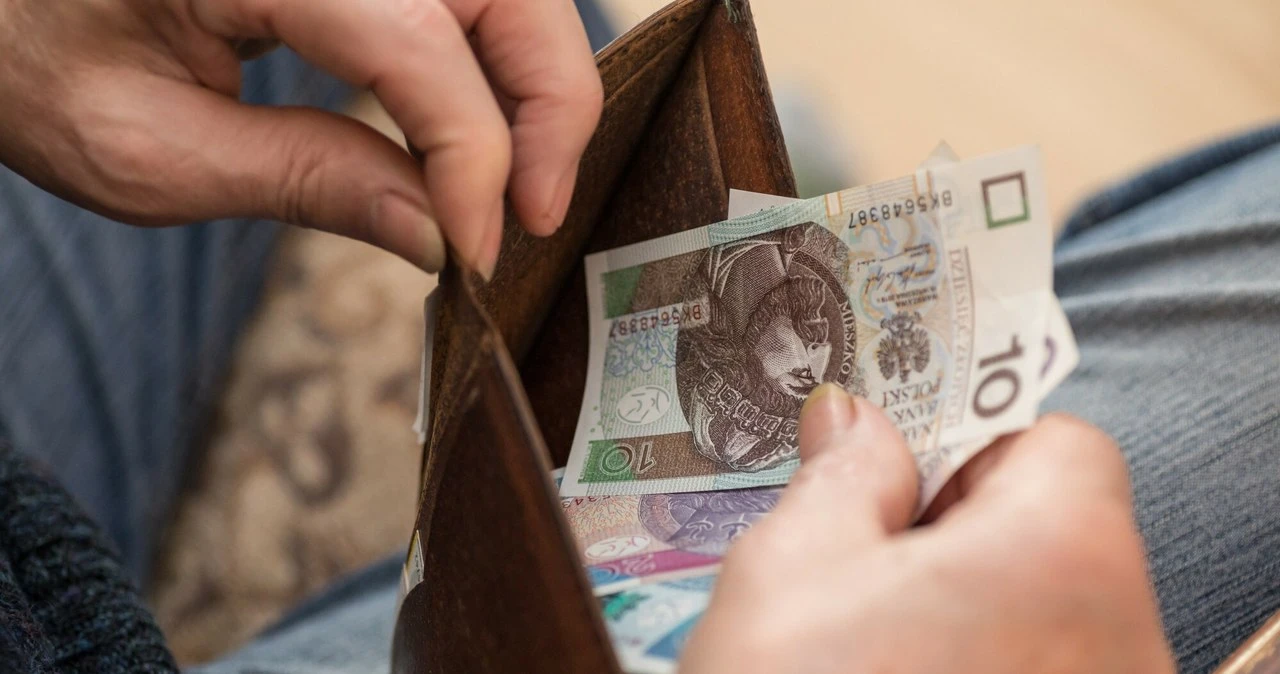 Polacy zarabiają więcej. Tak w kwietniu rosły wynagrodzenia. GUS ujawnia