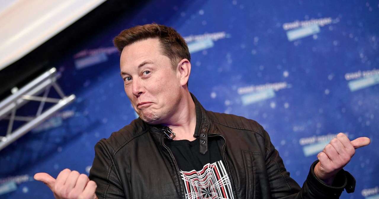 Elon Musk zabrał głos w sprawie UFO. W tle SpaceX i Starlink