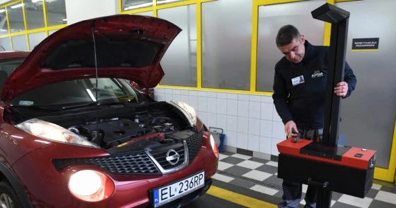 Można za darmo sprawdzić ustawienie świateł