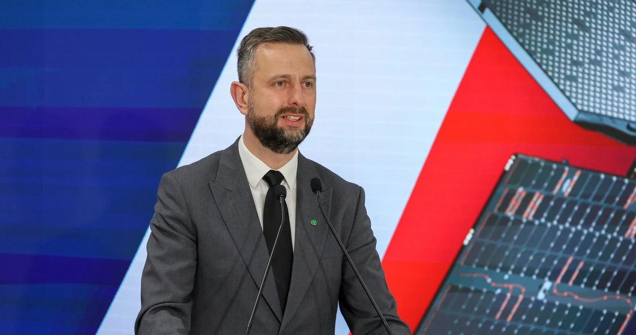 Wielki kontrakt na satelity rozpoznawcze. 