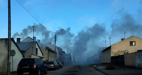 Gdyby nie smog, na COVID-19 umarłoby 28 proc. Polaków mniej