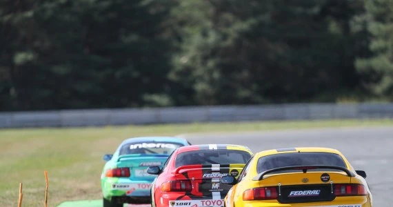 Team Interia na prowadzeniu w Toyota Racing Cup
