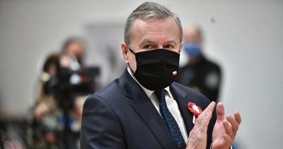Piotr Gliński; Wstrzymujemy wypłaty dla artystów