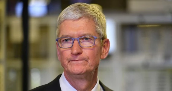 Tim Cook: instalowanie aplikacja spoza App Store zniszczy iPhone'a