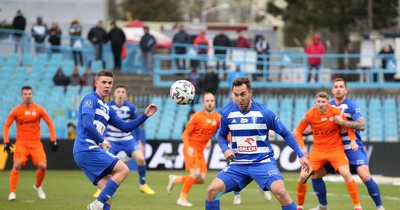 PKO Ekstraklasa okrążona przez COVID-19. Czesi się przekonali, że zawieszenie ligi to droga donikąd