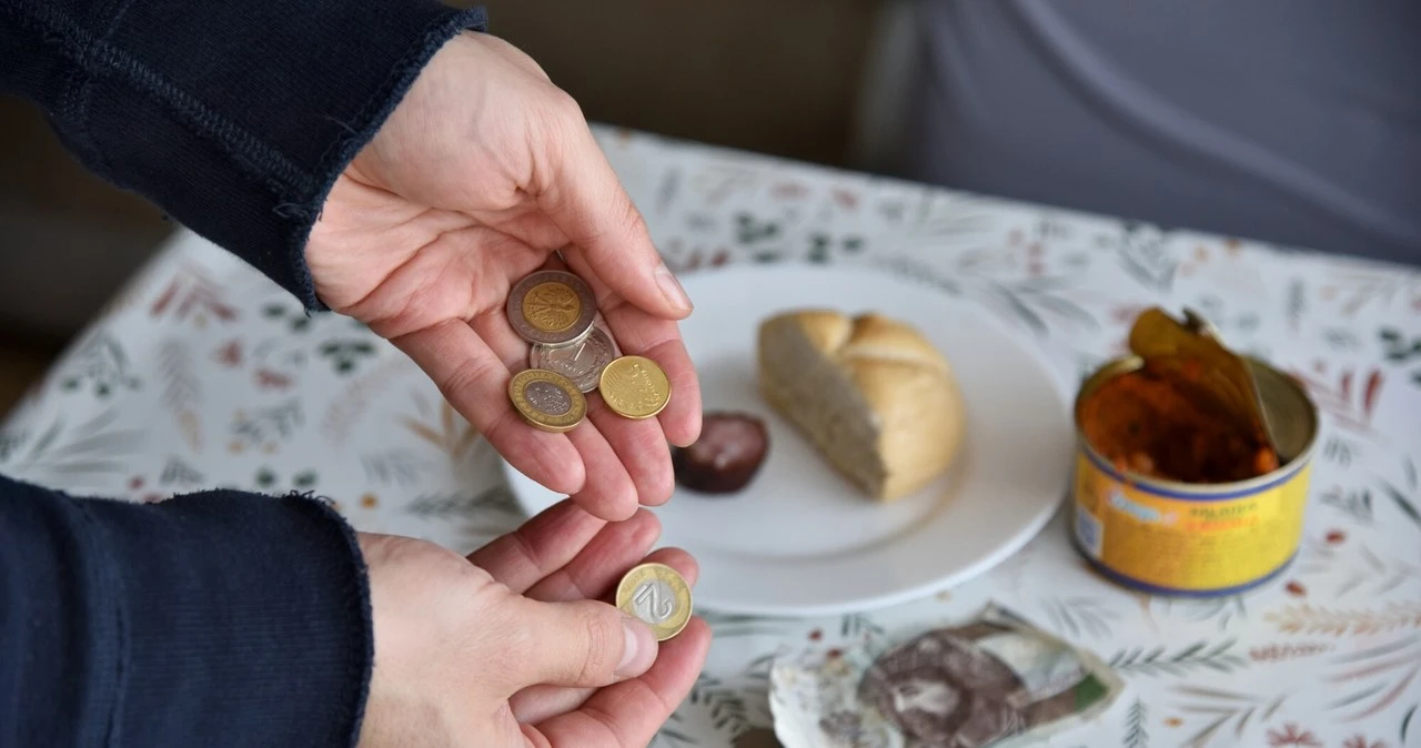 Polacy średnio zadowoleni ze swojej sytuacji finansowej. Liczby nie kłamią