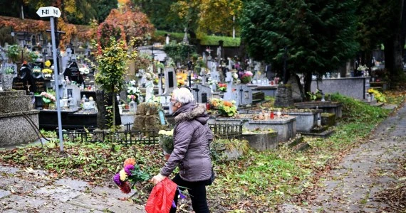 Zamknięte cmentarze w dzień Wszystkich Świętych i w Zaduszki. Szczegóły