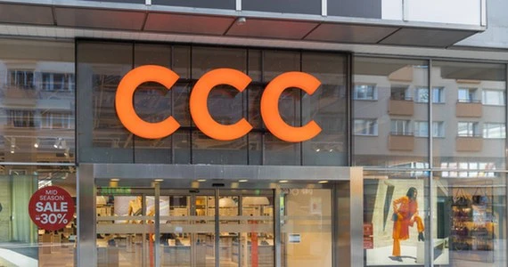 Sieć zamknie sto sklepów, renegocjuje czynsze