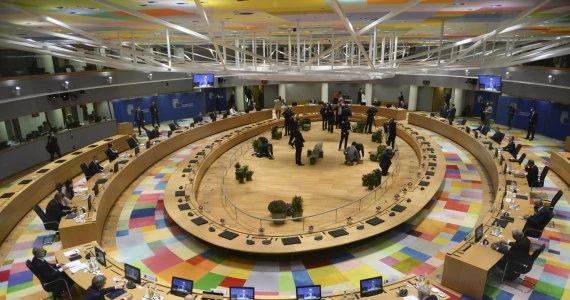 Przerwa na szczycie UE. Liderzy próbują znaleźć rozwiązanie w sprawie Turcji i Białorusi