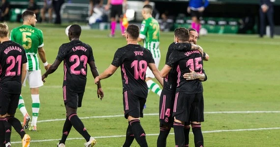 Real Betis - Real Madryt 2-3 w meczu 3. kolejki Primera Division