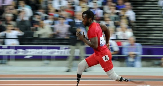 Blake Leeper wykluczony z rywalizacji z pełnosprawnymi biegaczami