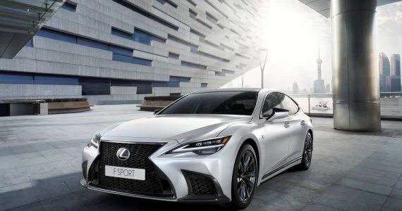 Zmodernizowany Lexus LS - kiedy pojawi się w Europie?