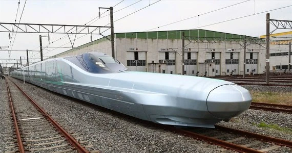 Eksperymentalny pociąg-pocisk osiągnął 382 km/h