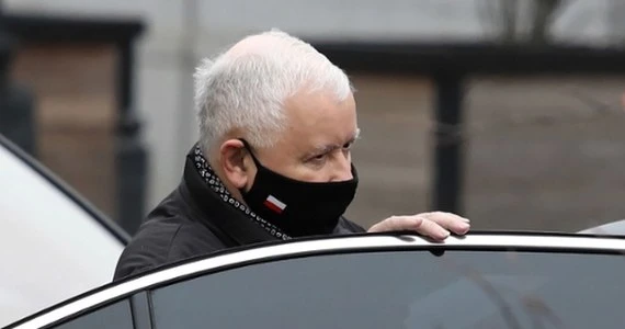 PiS przywraca w szeregi 13 z 15 zawieszonych posłów
