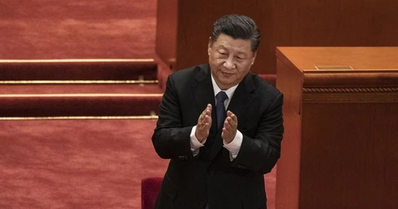 Xi Jinping: Nie pozwolimy żadnej sile najechać ani podzielić świętego terytorium naszej ojczyzny