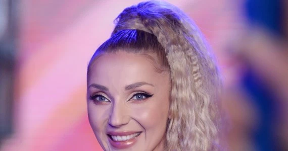 Cleo wyeksponowała ponętny biust