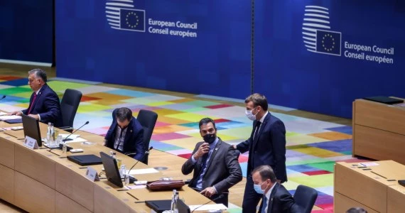 Przywódcy krajów UE: Sytuacja epidemiczna w Europie jest niepokojąca