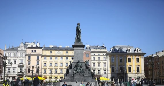 Koronawirus. Zakażenia w domach studenckich największych uczelni w Krakowie