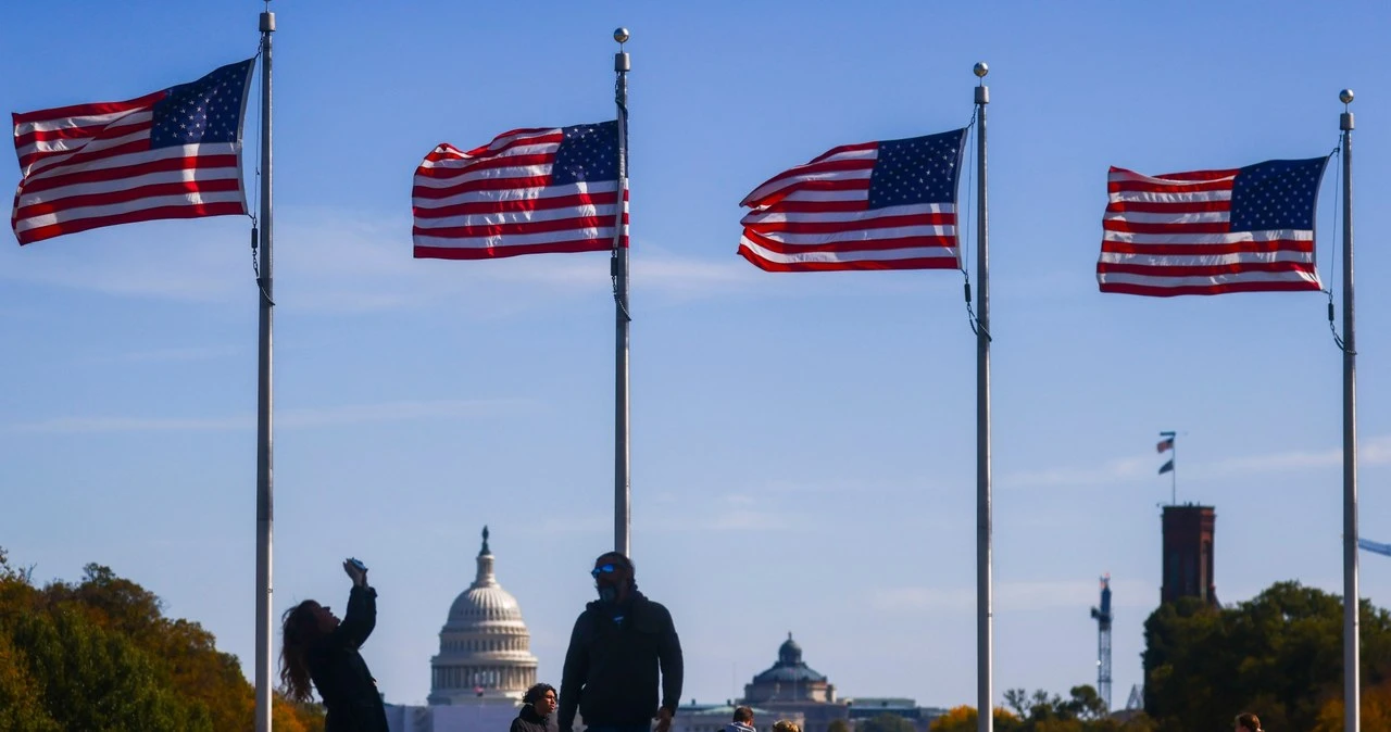 Zwrot w polityce USA? Cięcia w budżecie i wzrost wydatków na zbrojenia