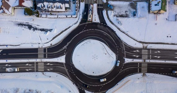 Amerykanie zobaczyli rondo. I zgłupieli!